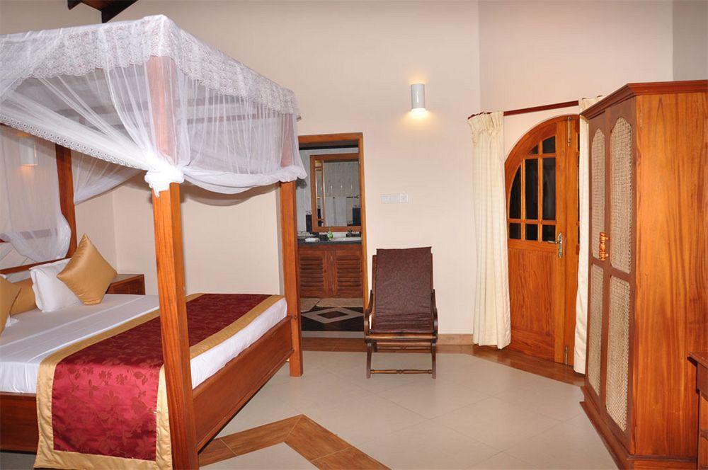 Hotel Bentota Village Екстер'єр фото