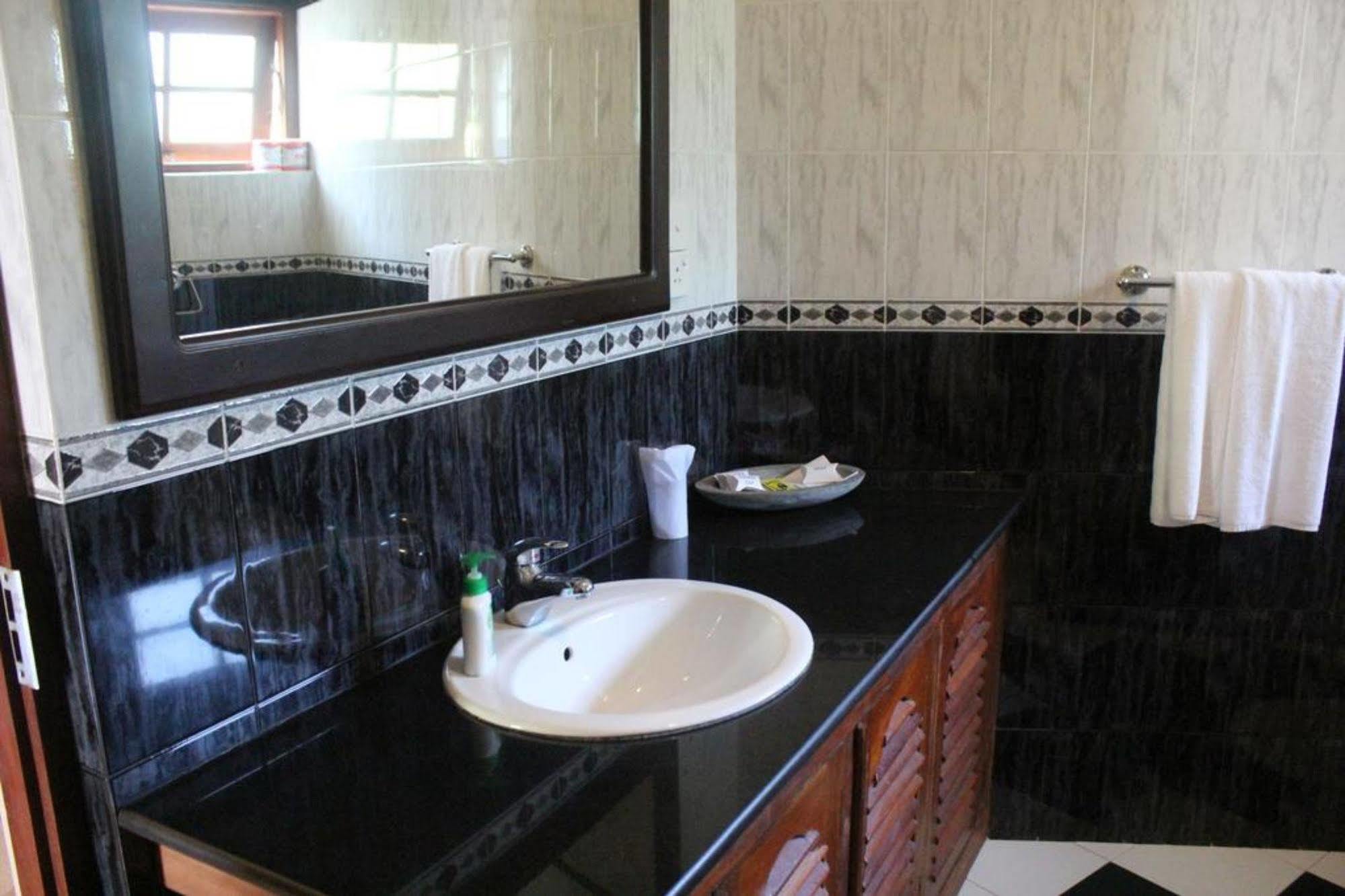 Hotel Bentota Village Екстер'єр фото