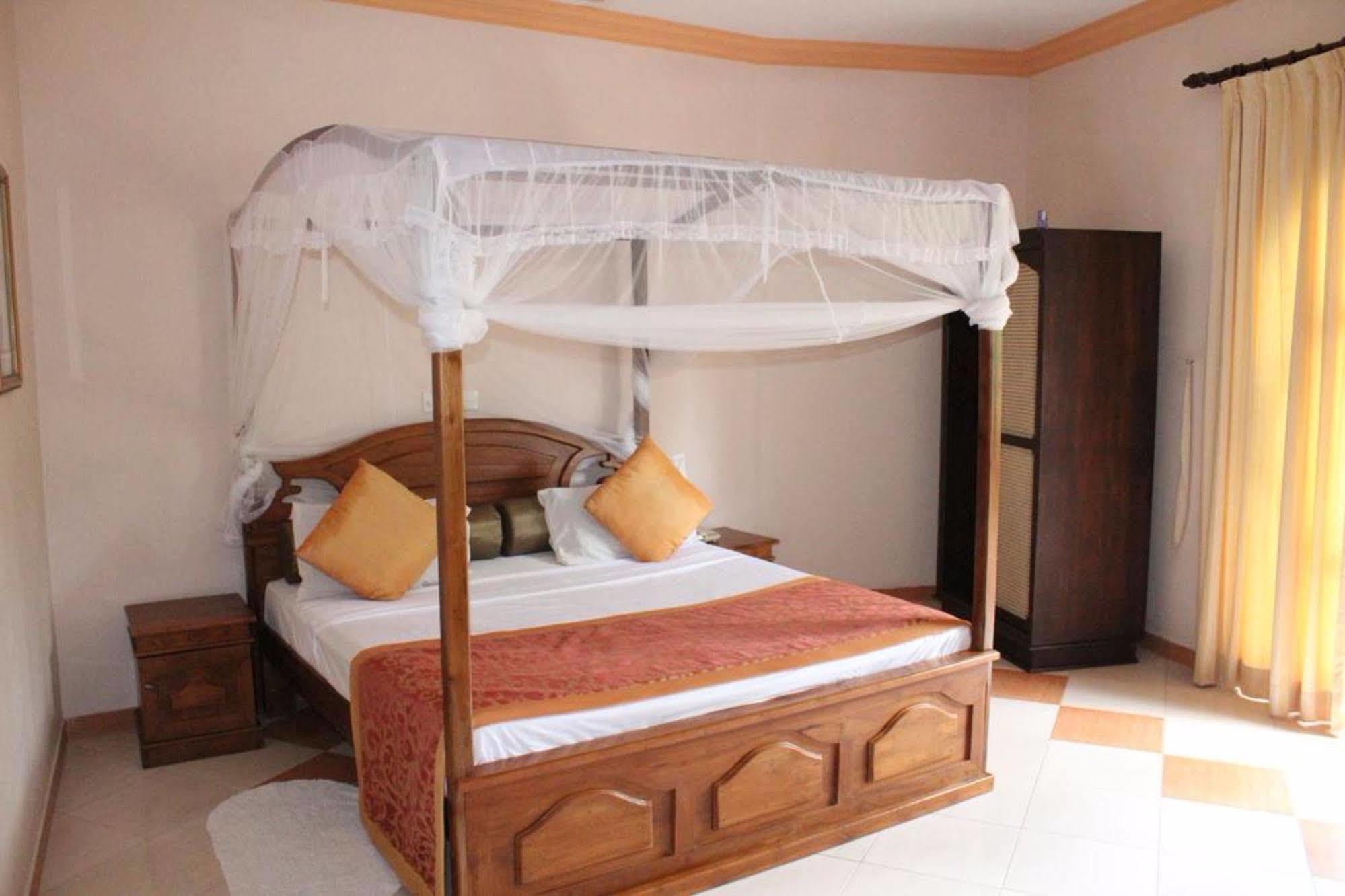 Hotel Bentota Village Екстер'єр фото