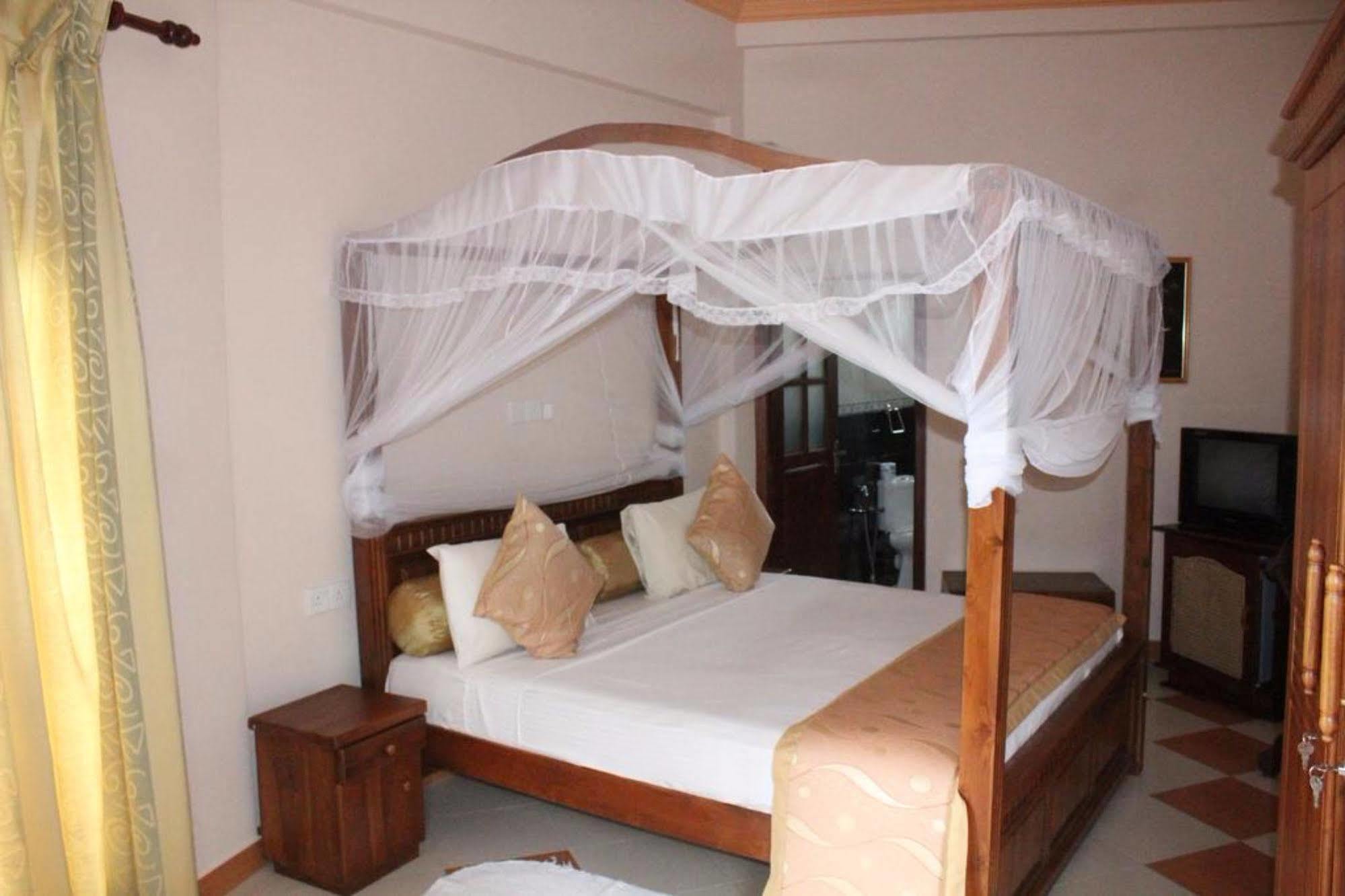 Hotel Bentota Village Екстер'єр фото